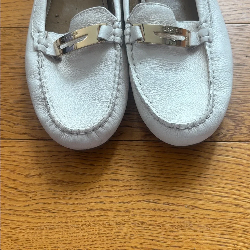 Coach White Leather Women's Driving Loafers with Silver Accent - Picture 4 of 8